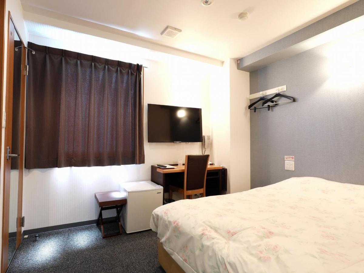 Toyama Town Hotel Экстерьер фото